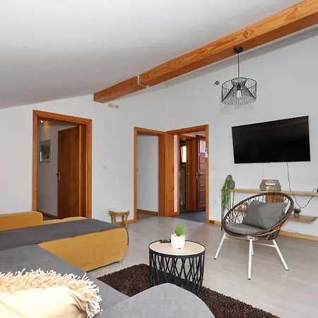 Fraj With Jacuzzi Apartment Zadar