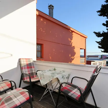Fraj With Jacuzzi Apartament Zadar